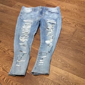 American Eagle Ripped Jeans (size 12)